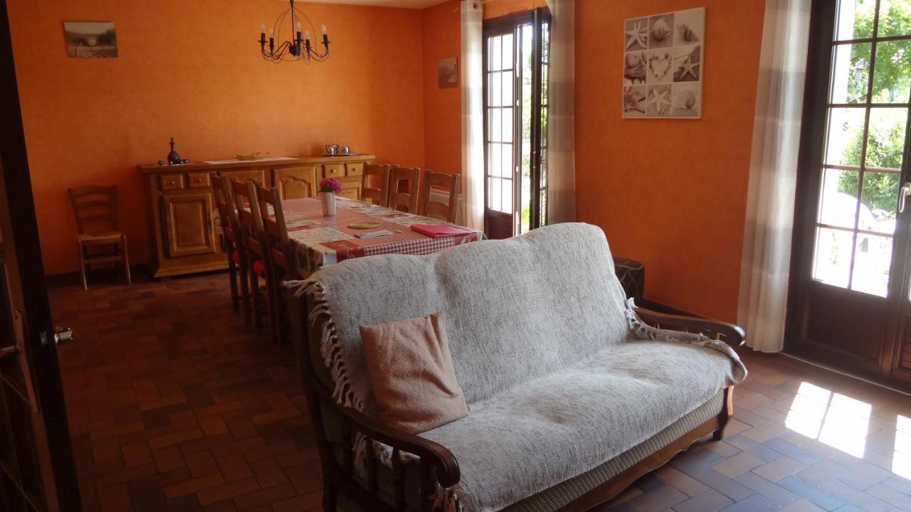 Maison De Vacances Trevieres Dış mekan fotoğraf